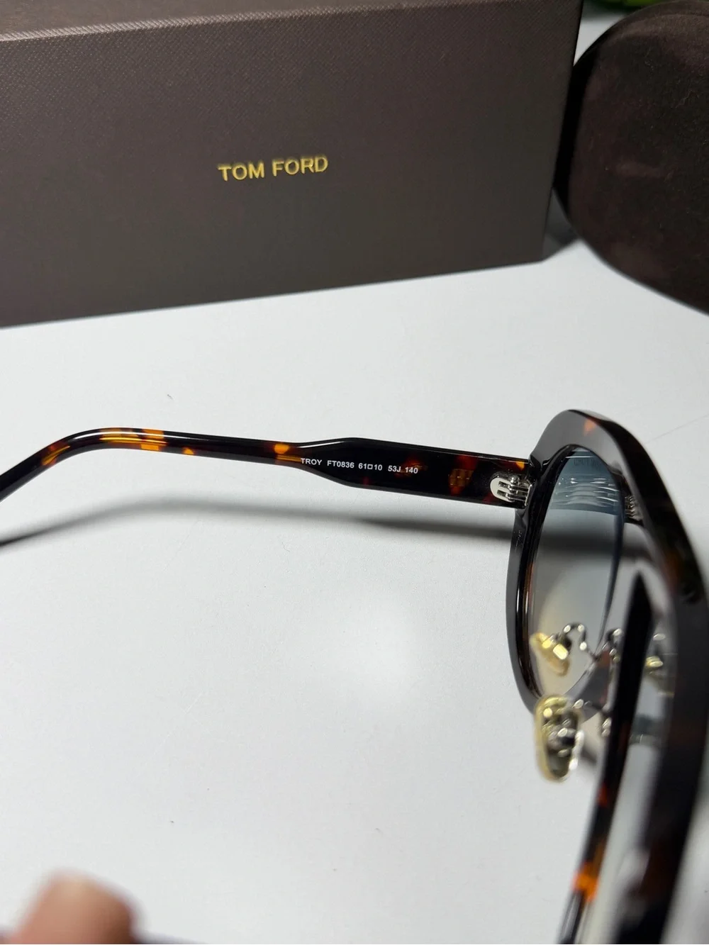 Tom Ford Tortoiseshell Aviator Sunglasses with Blue-to-Beige Gradient Lenses